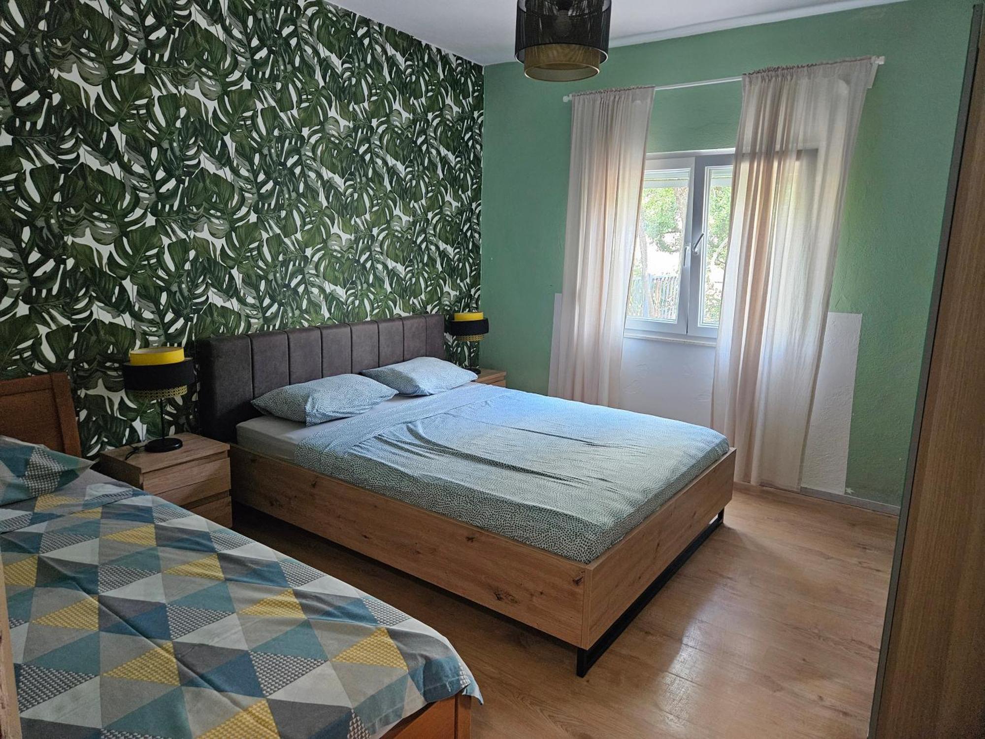 Apartmani Ljuba Рогозница Экстерьер фото